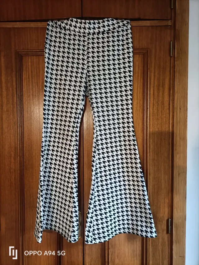 Pantalones bota ancha VIOLETA talla L