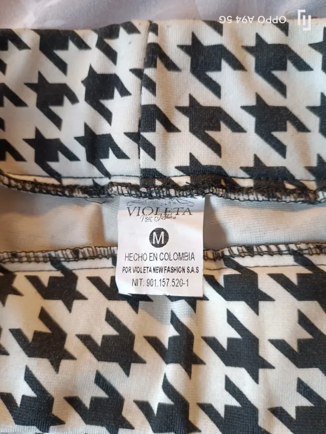 Pantalones bota ancha VIOLETA talla L