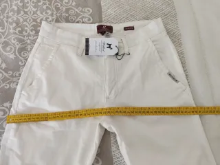 PANTALON MARCA WILLIOT. NUEVO CON ETIQUETAS.BLANCO
