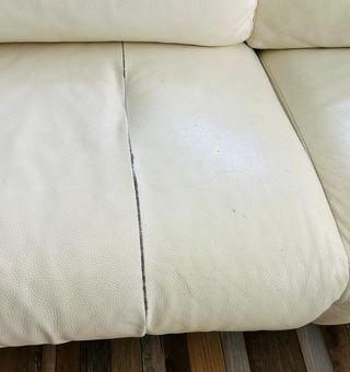 Sofá de piel con motor