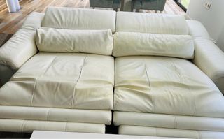 Sofá de piel con motor