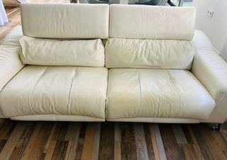 Sofá de piel con motor
