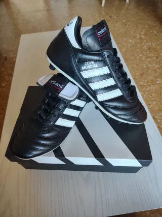 Botas de fútbol Adidas copa mundial talla 40