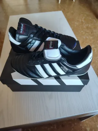 Botas de fútbol Adidas copa mundial talla 40
