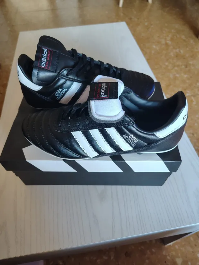 Botas de fútbol Adidas copa mundial talla 40