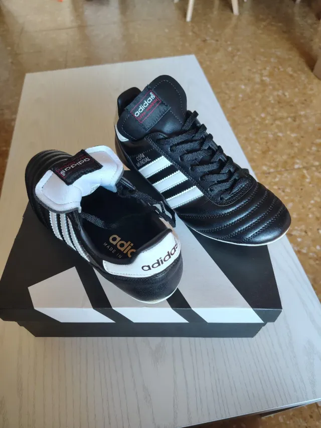 Botas de fútbol Adidas copa mundial talla 40