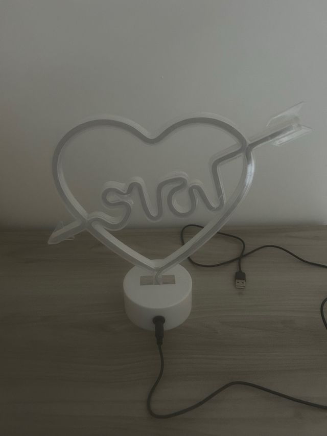 Lámpara LED Corazón con Flecha