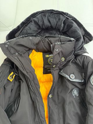 Chaqueta Invierno Impermeable Negra