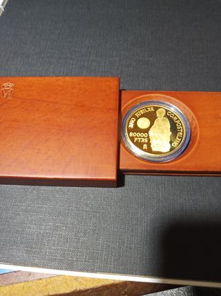 Moneda 8 Escudos Oro 24k Jubileo 1999