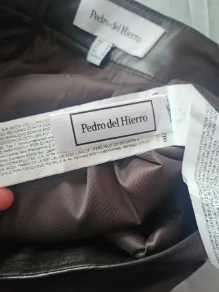 Falda piel Pedro del Hierro marrón