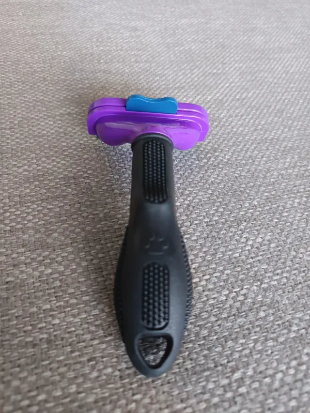 Cepillo Furminator para mascotas