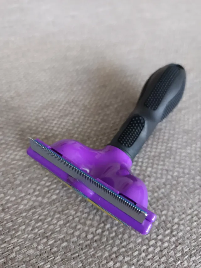 Cepillo Furminator para mascotas