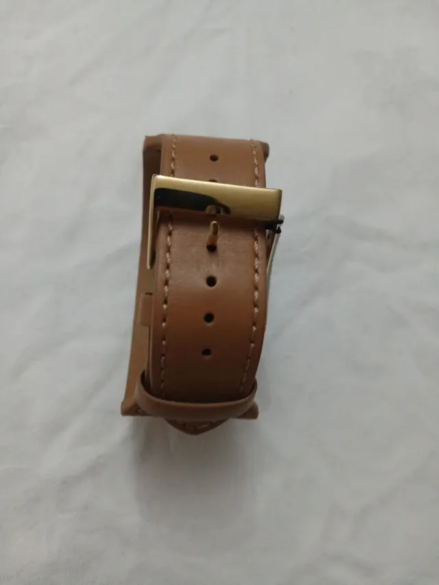 Reloj Guess Marrón y Dorado