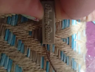 Conjunto Blusa Blanca, Pantalón Azul y Bolso