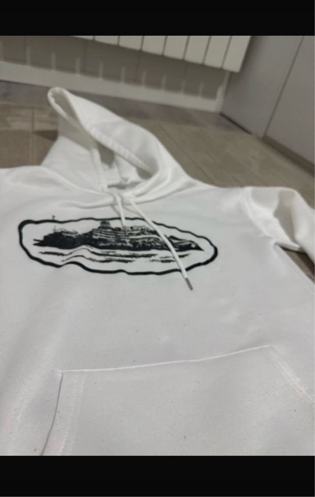 Sudadera Corteiz Blanca con Estampado