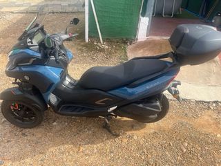 Yamaha Tricity 300 Scooter 2600km