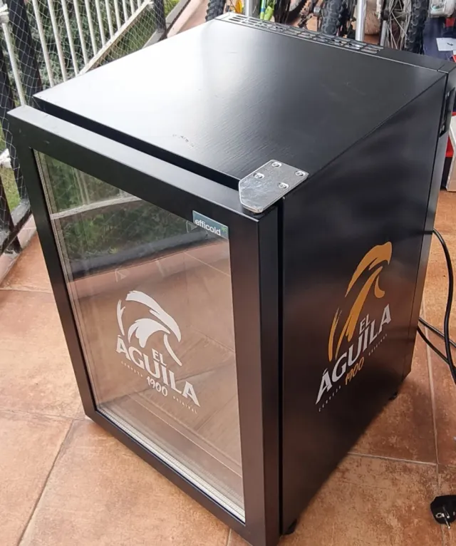 Nevera Bar El Águila