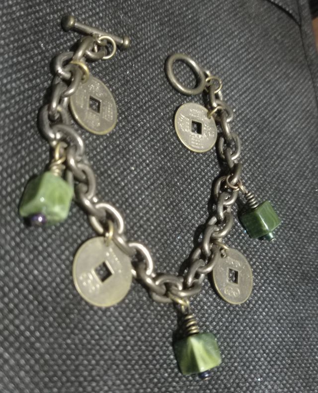 Pulsera Jade y Monedas Antiguas de la Suerte