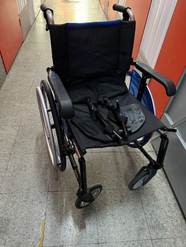 Silla de ruedas Forta Line Plus