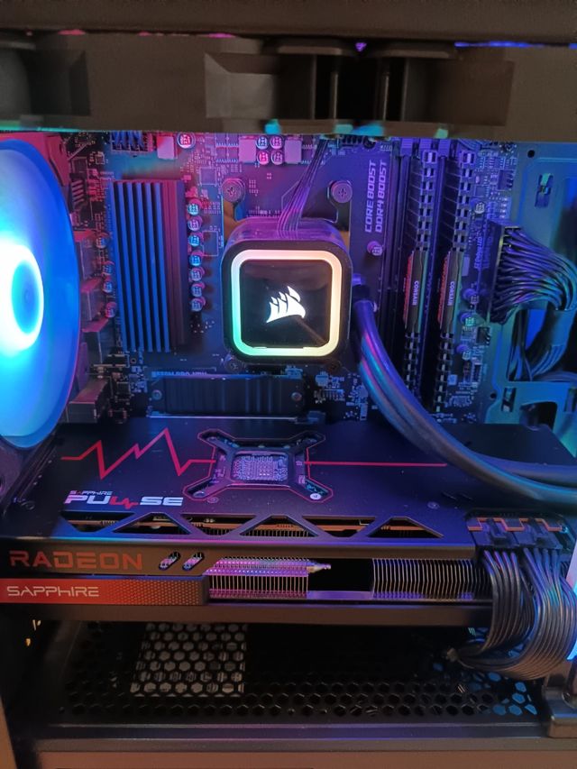 RX 7800XT RYZEN 9 5900X ULTRA PC GAMING MSI