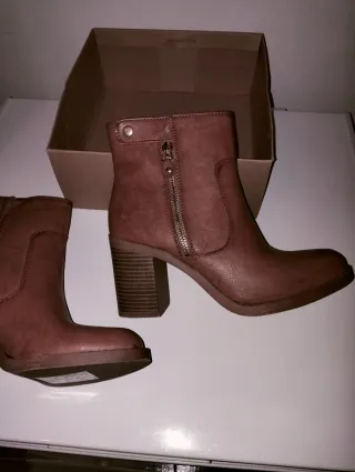 Botines de invierno marrones