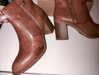 Botines de invierno marrones