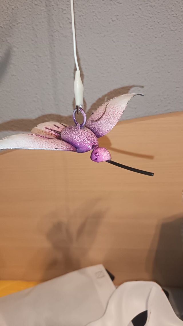Colibrí decorativo metálico rosa y blanco