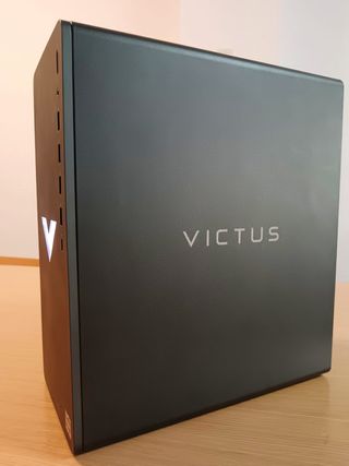 RYZEN 5 5600G 16GB HP VICTUS 15L PC