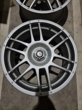 Llantas OZ Racing 8x18 ET35 5x112