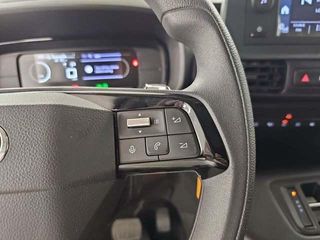 Toyota Proace City Verso EV 50kW Family Active L1 100 kW (136 CV)