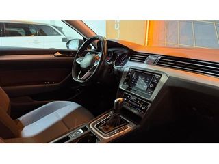 Volkswagen Passat Variant Business 2.0 TDI 90 kW (122 CV) DSG