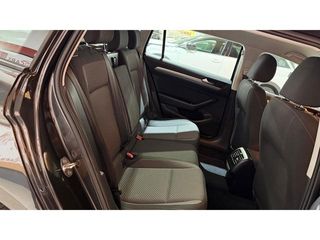 Volkswagen Passat Variant Business 2.0 TDI 90 kW (122 CV) DSG