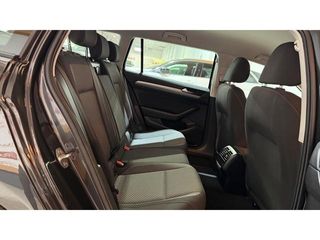 Volkswagen Passat Variant Business 2.0 TDI 90 kW (122 CV) DSG