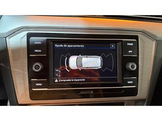 Volkswagen Passat Variant Business 2.0 TDI 90 kW (122 CV) DSG