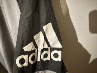 Chaqueta Adidas EXOS Windbreaker Gris Talla L