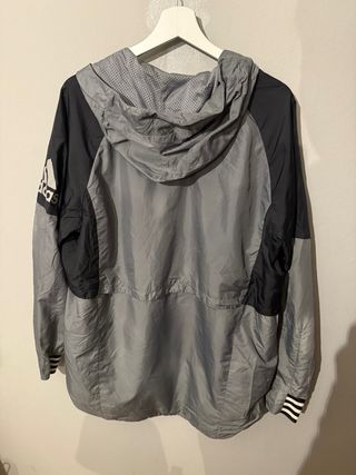 Chaqueta Adidas EXOS Windbreaker Gris Talla L