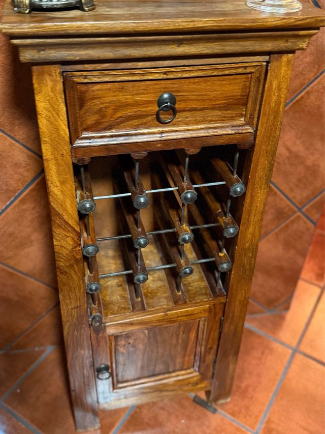 Mueble Botellero Madera y hierro