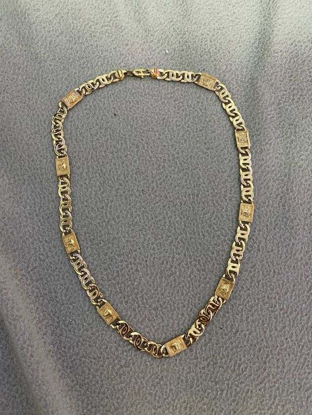 Cadena Versace Oro