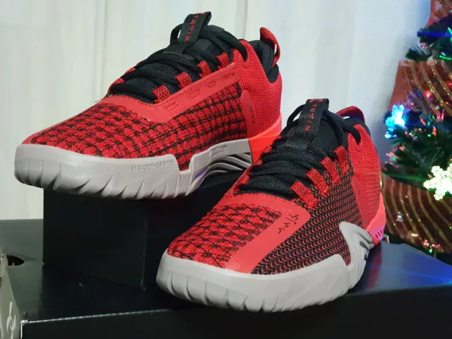 Zapatillas Under Armour TriBase Reign 6 Rojas