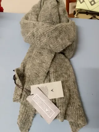 Sciarpa Hangar grigia fatta a mano