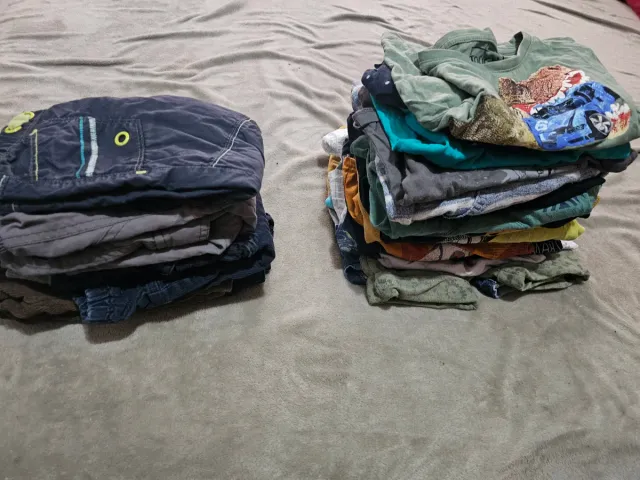 Lote Ropa Niño 2 años invierno/verano (30 prendas)