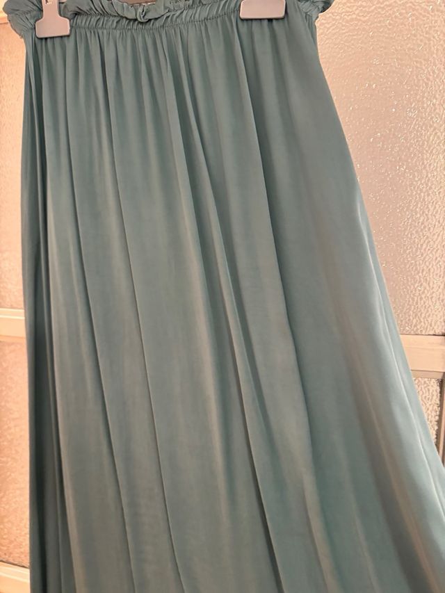 Falda larga satinada turquesa