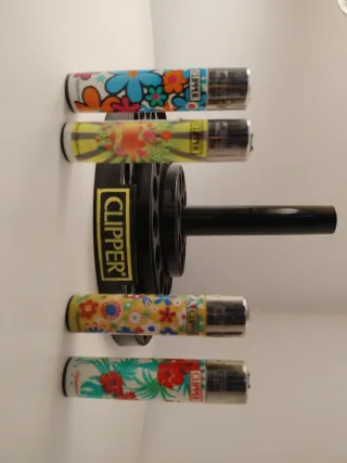 Pack 14 • Set 4 accendini Clipper design floreale