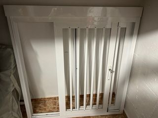 Reja/Ventana Aluminio Blanco con Cerradura