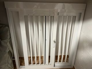 Reja/Ventana Aluminio Blanco con Cerradura