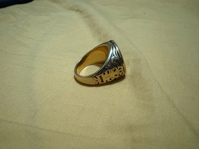 Anillo Griego chapado en oro 18k