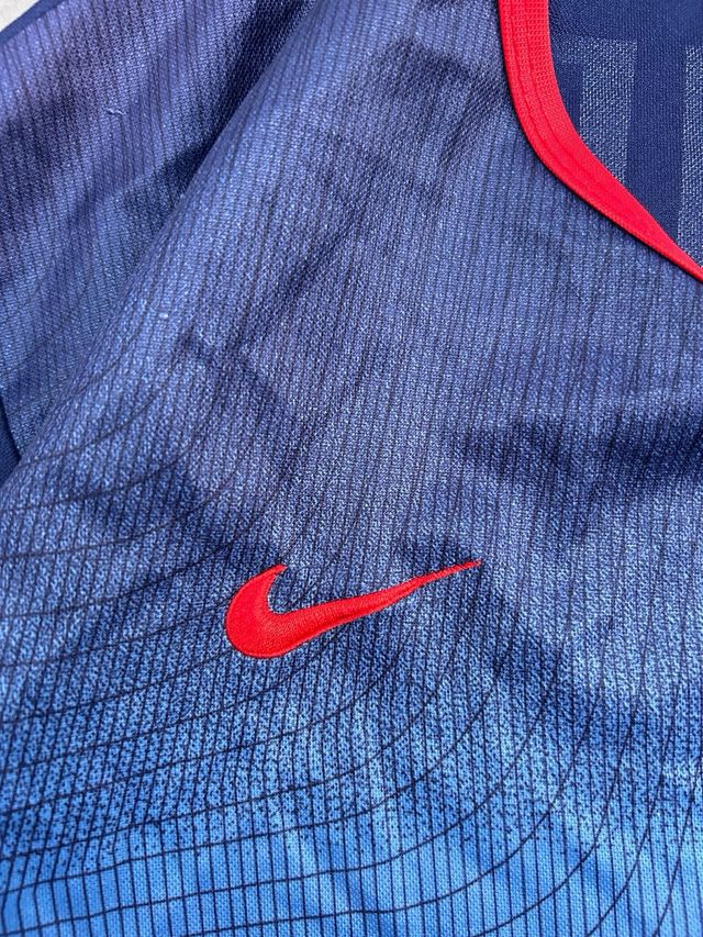 Camiseta Arsenal Thierry Henry Nike Azul Roja