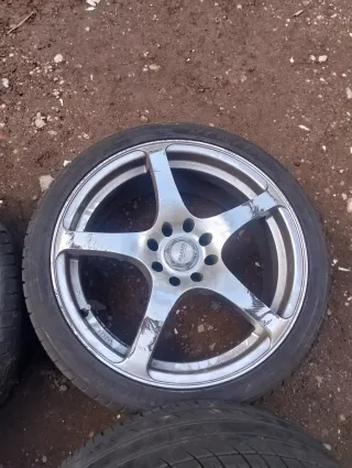 Llantas 17 4x108 / 4x100