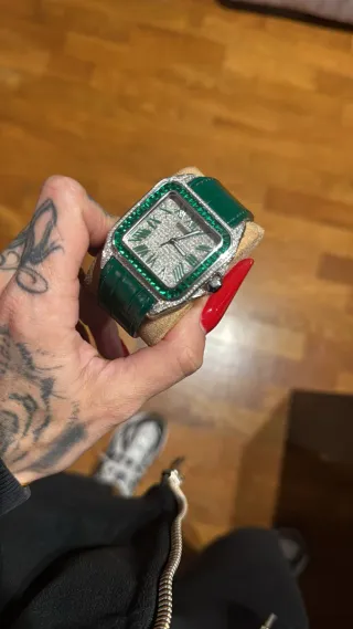 Rolex de Lujo con Bisel Esmeralda