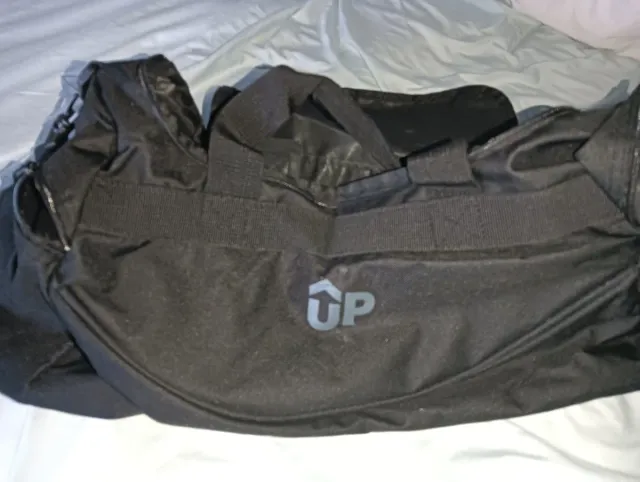 Mochila deportiva negra